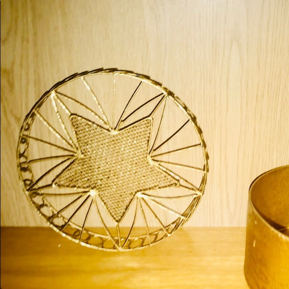 New Handmade Box Gold Color Star Design - Picture 11 of 16